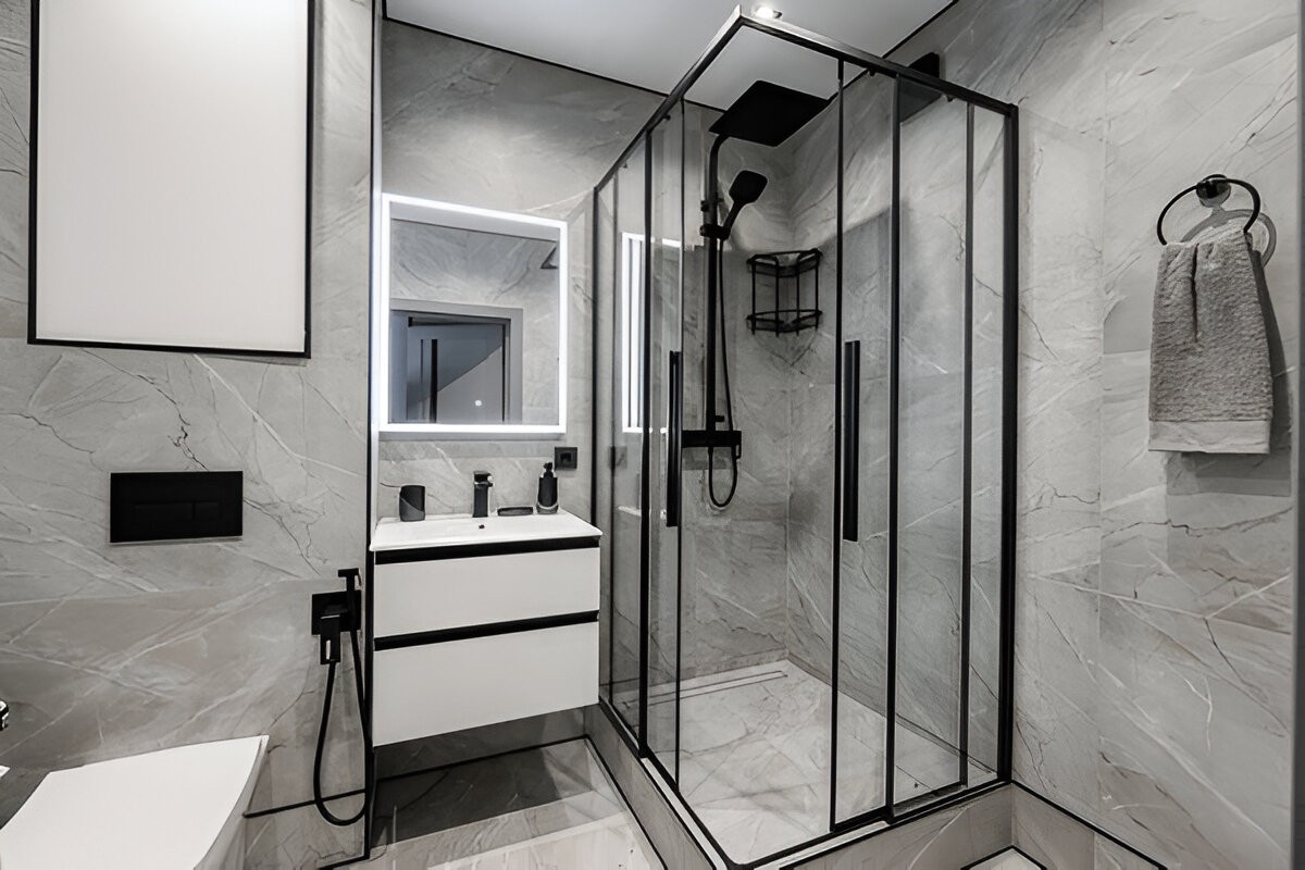Have You Explored Frameless vs. Framed Glass Shower Enclosures?