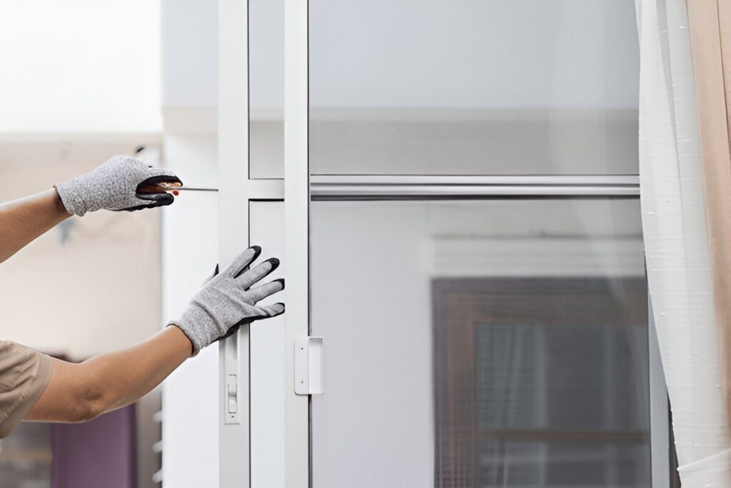 Emergency door repair